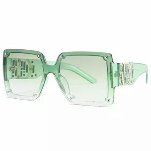 D logo Sunglasses Rhinesone Green